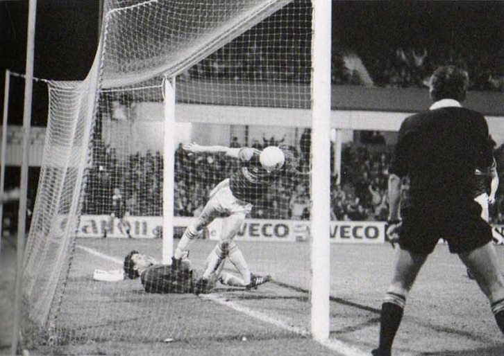 Tony Cottee scores in the 10-0 League Cup thrashing of Bury in 1983