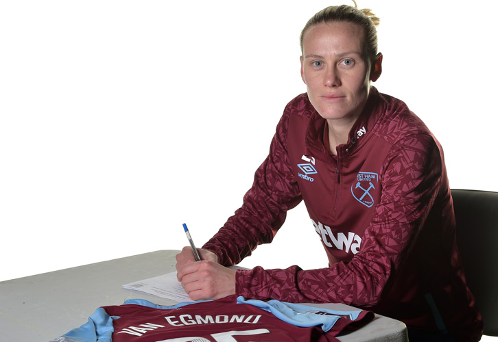 Emily Van Egmond signs permanent West Ham deal