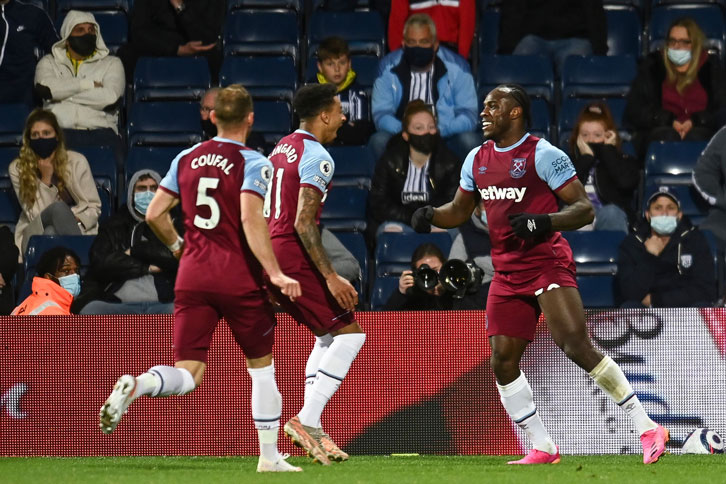 Michail Antonio celebrates