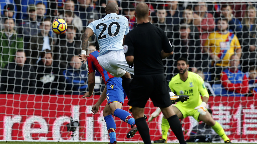 Andre Ayew scores at Palace