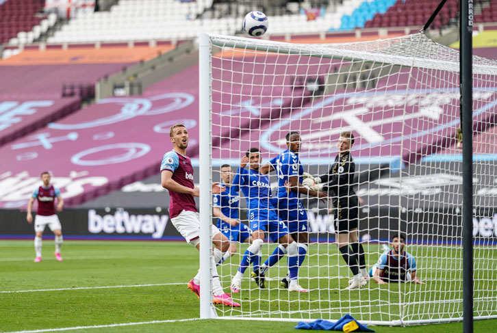 Said Benrahma sees his header fly over the crossbar