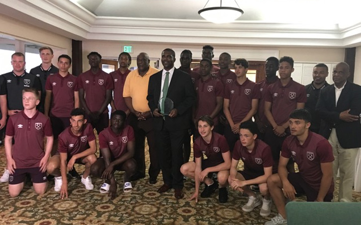 The young Hammers met with former West Ham striker Clyde Best and the Bermudan Sports Minister after the match