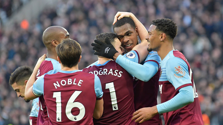 Issa Diop celebrates his goal