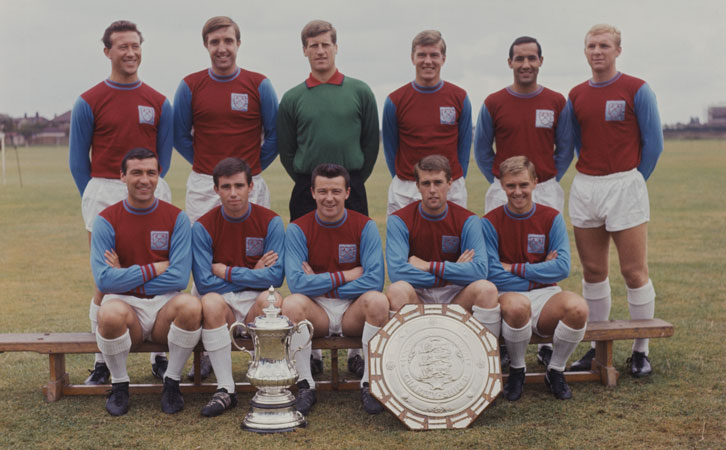 1964 squad with trophies