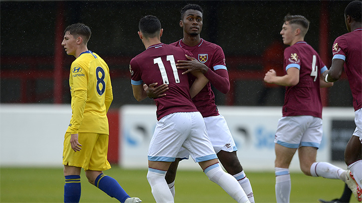 Hammers prepare for Exeter Checkatrade Trophy visit