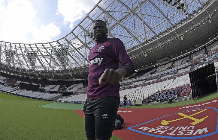 Cheikhou Kouyate is set to return to the Hammers' starting XI on Monday evening