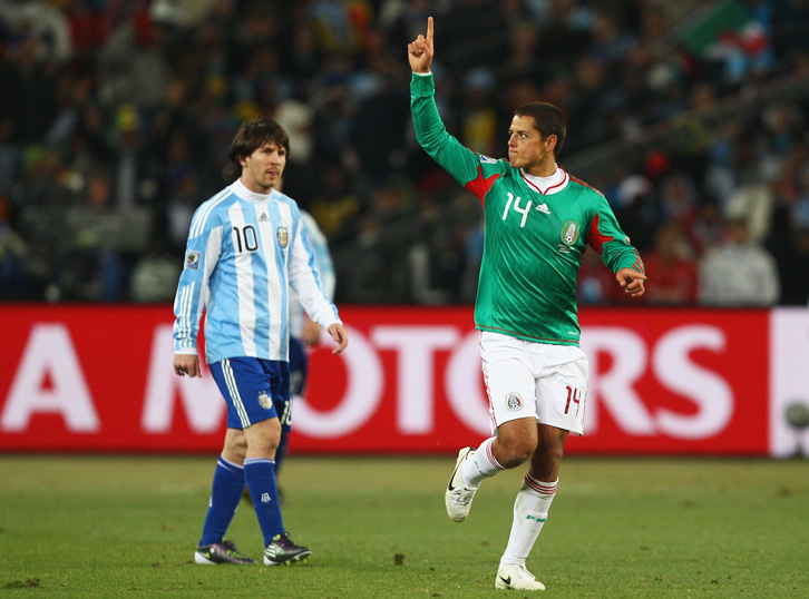 Chicharito in action for Mexico