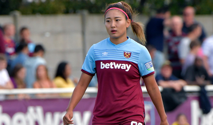 Cho So-hyun in action for West Ham United