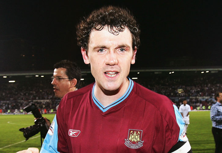 Christian Dailly celebrates scoring against Ipswich Town in May 2004