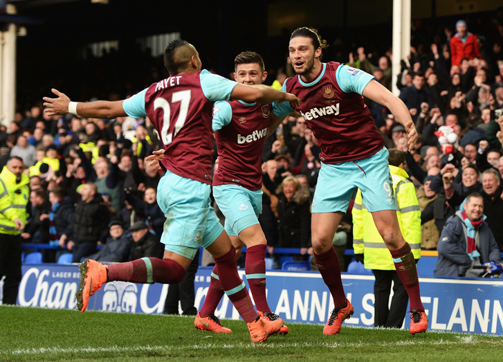 The Hammers celebrate their winning goal at Everton in 2016