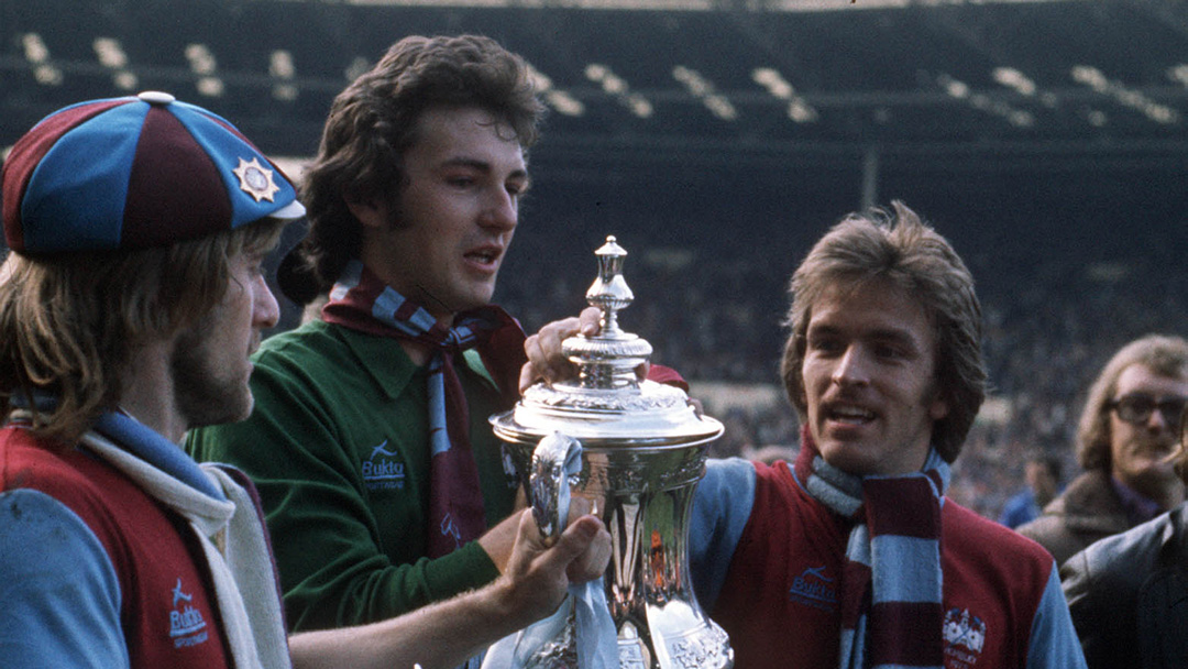 Mervyn Day holds the FA Cup in 1975