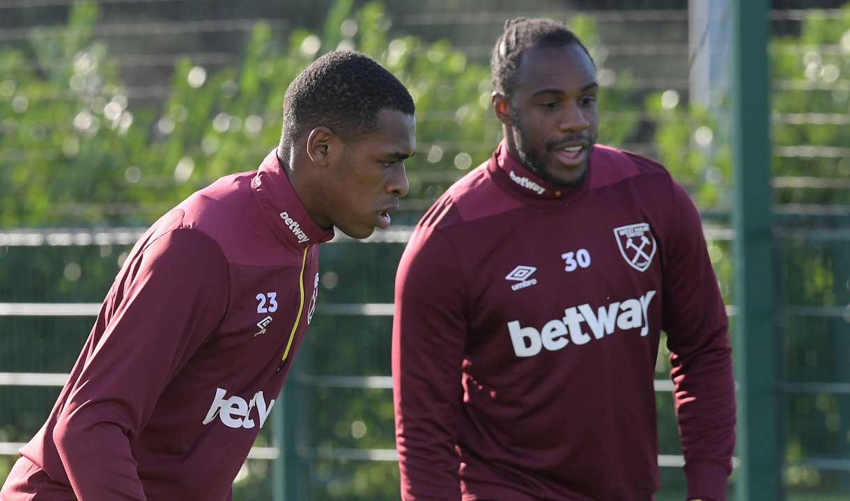 Issa Diop and Michail Antonio in training