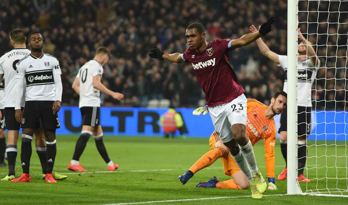 Issa Diop celebrates his goal