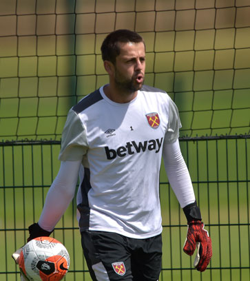 Lukasz Fabianski: We can feel and sense the support of West Ham fans
