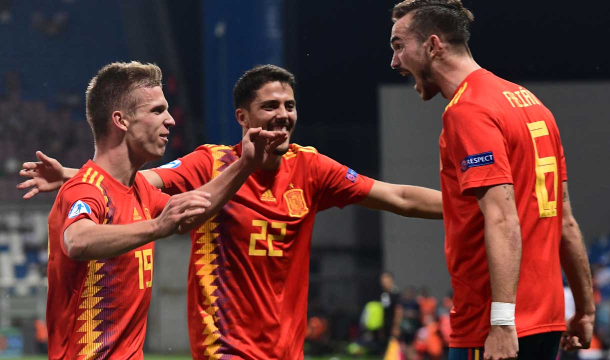 Pablo Fornals celebrates in Spain's 4-1 victory over France