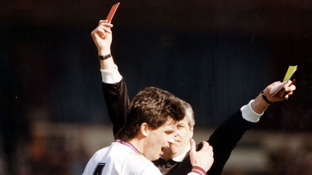 Tony Gale sent-off in the 1991 FA Cup semi-final