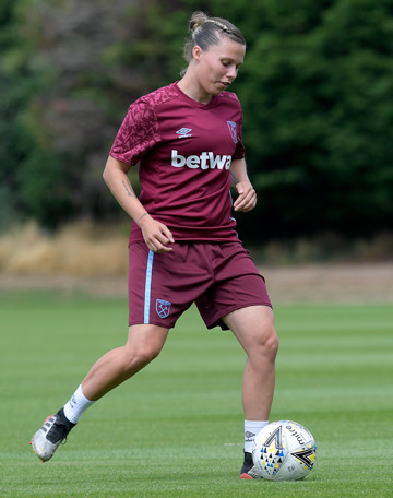 Gilly Flaherty in West Ham United women's pre-season training