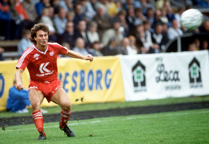 Billy Lansdowne in action for Kalmar FF