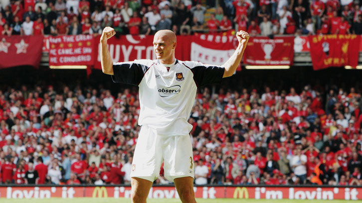 Paul Konchesky celebrates scoring in the 2006 FA Cup final