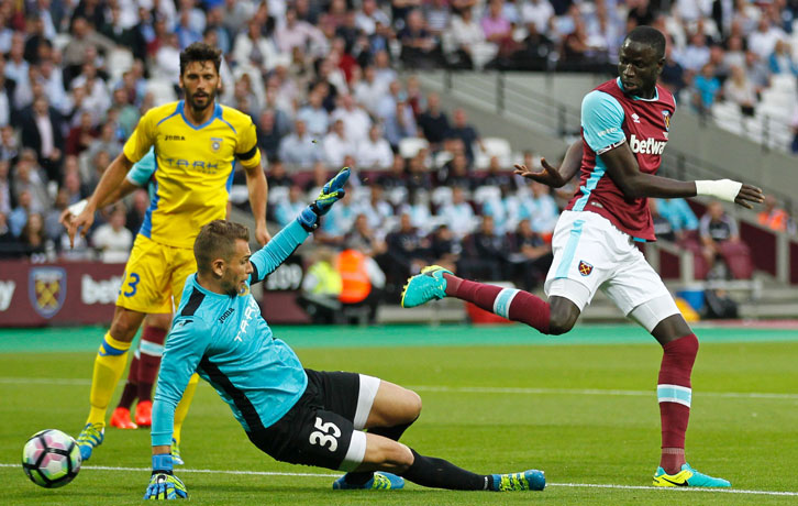 Cheikhou Kouyate scored the very first goal in London Stadium history against NK Domzale in August 2016