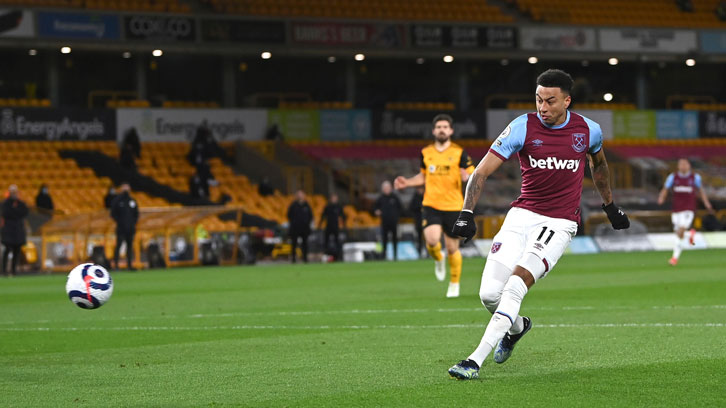 Jesse Lingard scores at Wolves