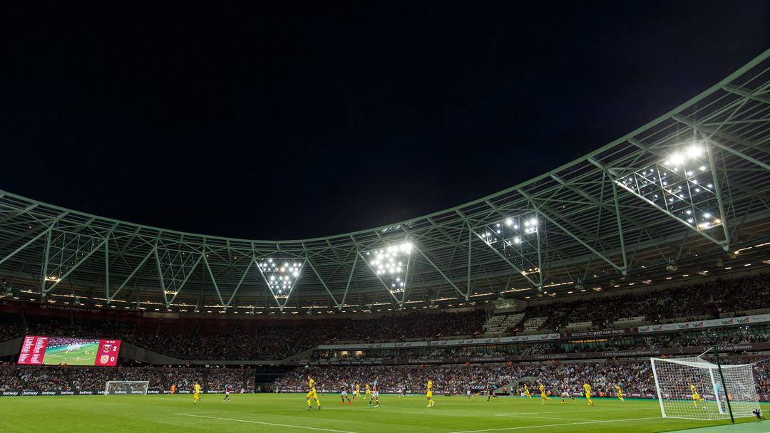 London Stadium full for the visit of Domzale