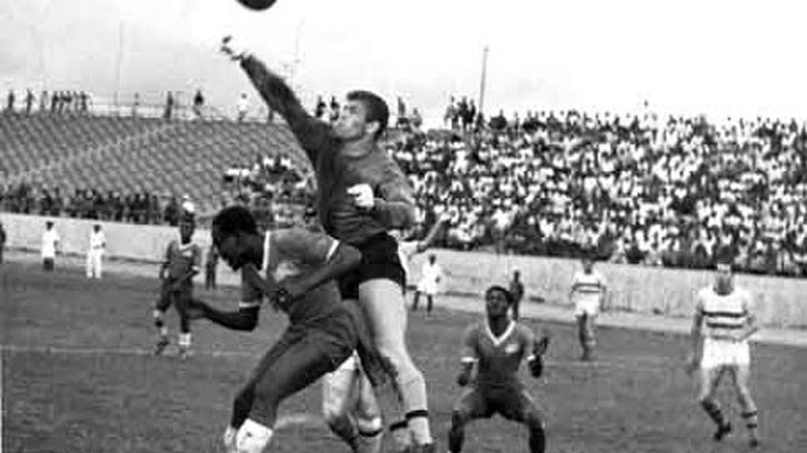 Lawrie Leslie in action against Southern Rhodesia