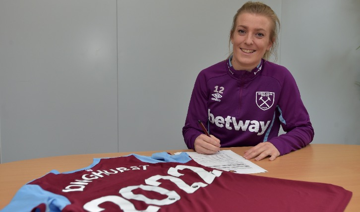 Kate Longhurst signs new West Ham deal