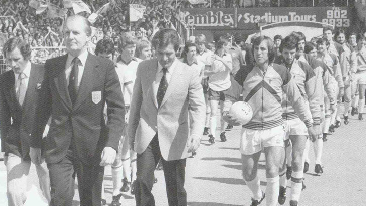 John Lyall leads the Hammers out at Wembley in May 1980