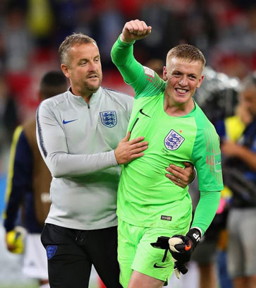 Martyn Margetson with Jordan Pickford