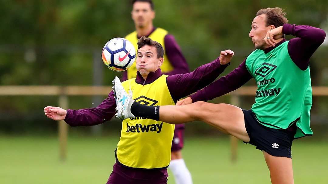 Josh Cullen and Mark Noble in training
