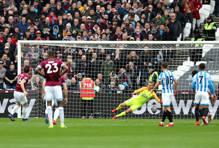 Mark Noble scores from the spot against Huddersfield