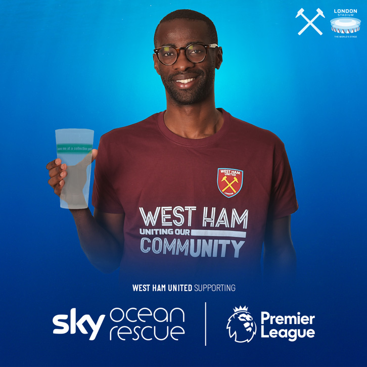 Pedro Obiang holds a Sky Ocean Rescue #passonplastic reusable cup