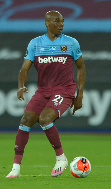 Angelo Ogbonna in action for West Ham against Chelsea