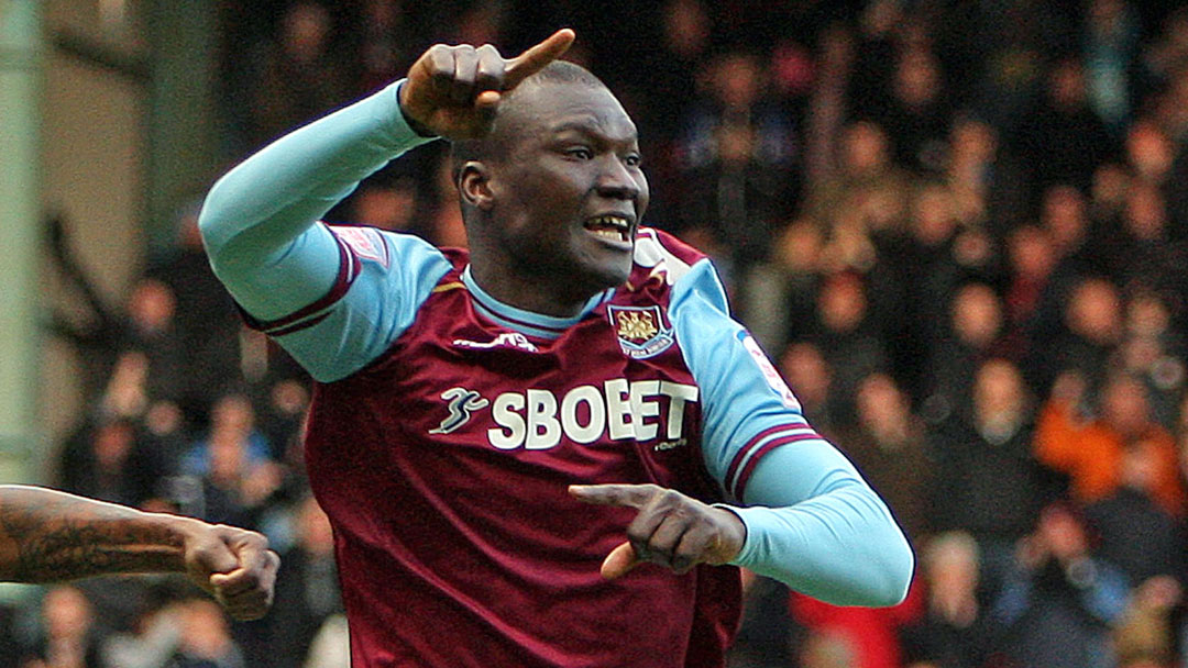 Papa Bouba Diop, Senegal's World Cup hero and FA Cup winner, dies aged 42, Senegal football team