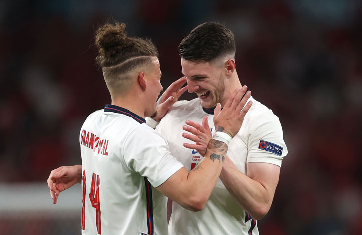 Kalvin Phillips and Declan Rice celebrate