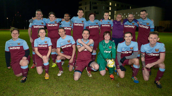 Kemiker Effektiv omgivet Pride of Irons and Gay Gooners celebrate Rainbow Laces weekend | West Ham  United F.C.