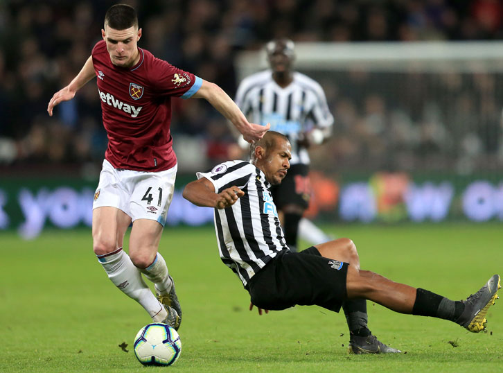 Declan Rice holds off Salomon Rondon