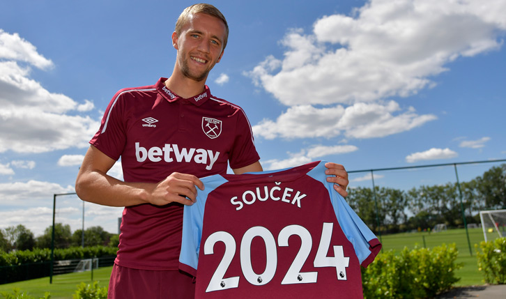 West Ham complete permanent Tomáš Souček transfer