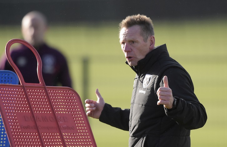 Stuart Pearce takes training at Rush Green