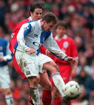 Billy McKinlay in action for Blackburn Rovers against Liverpool in 1997