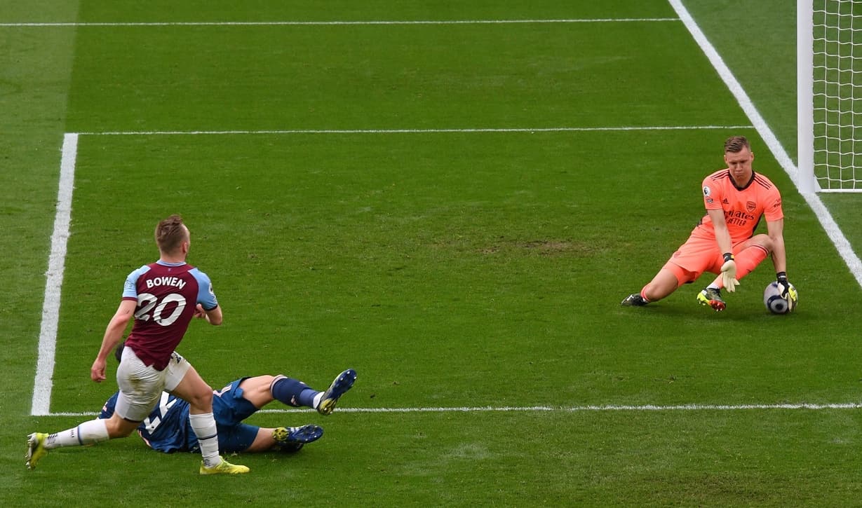 Jarrod Bowen scores against Arsenal