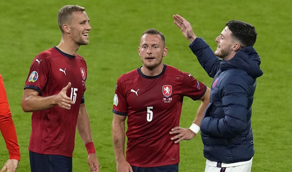 Declan Rice with Tomas Soucek and Vladimir Coufal