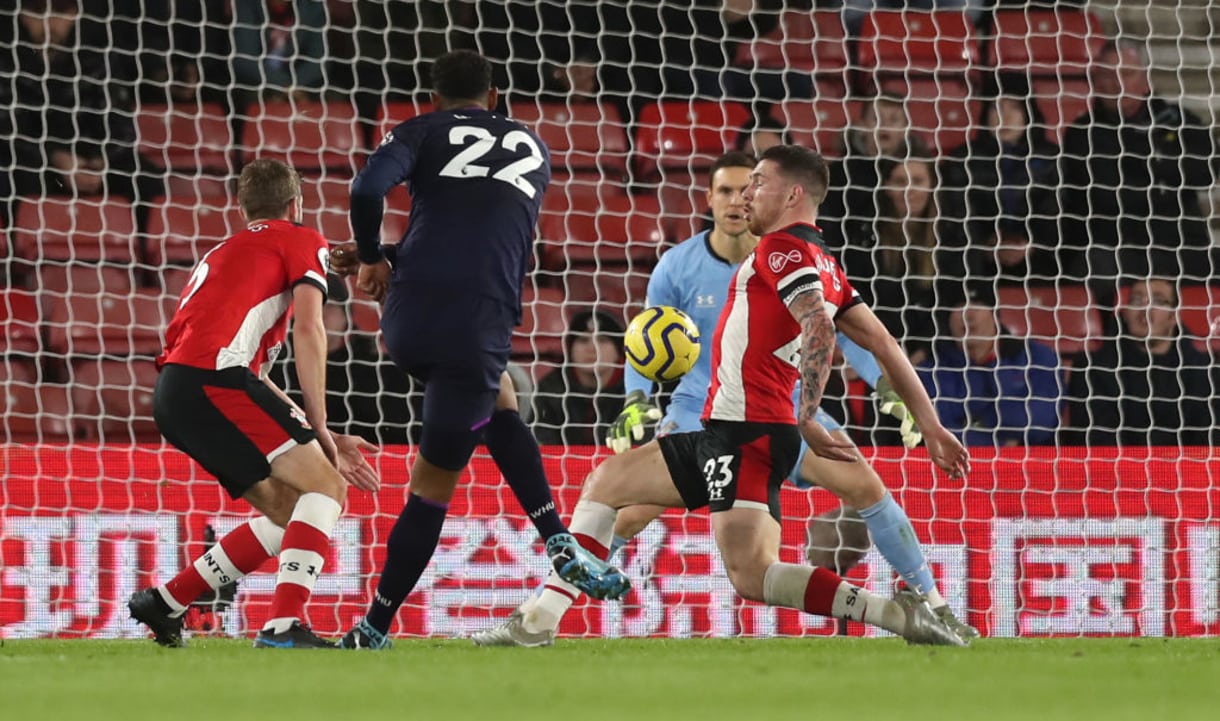Sebastien Haller scores against Southampton