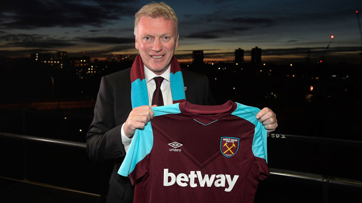 David Moyes with West Ham shirt