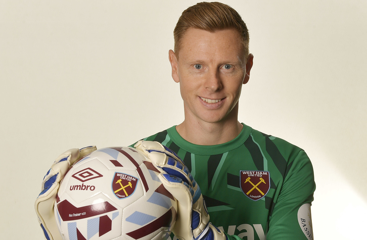 David Martin signs for West Ham United