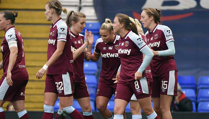 West Ham women celebrate a goal