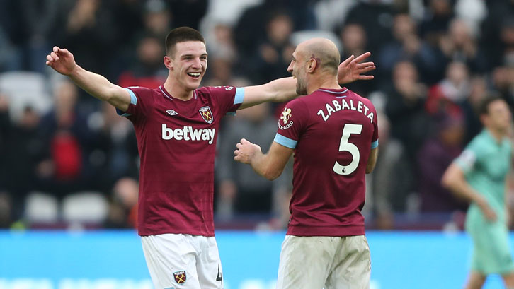 Pablo Zabaleta celebrates with Declan Rice