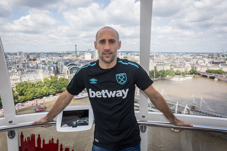 Pablo Zabaleta poses at the London Eye