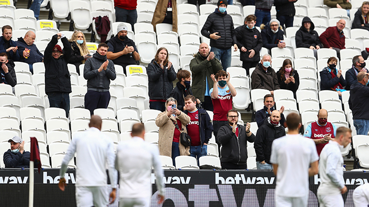 Players applauded